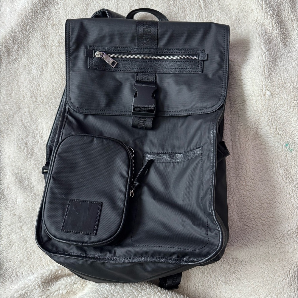 Black Women’s Nylon Backpack - Unbranded